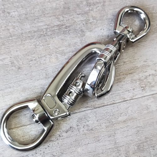 Карабин для поводка 12-21 мм поворотный с замком фото 3