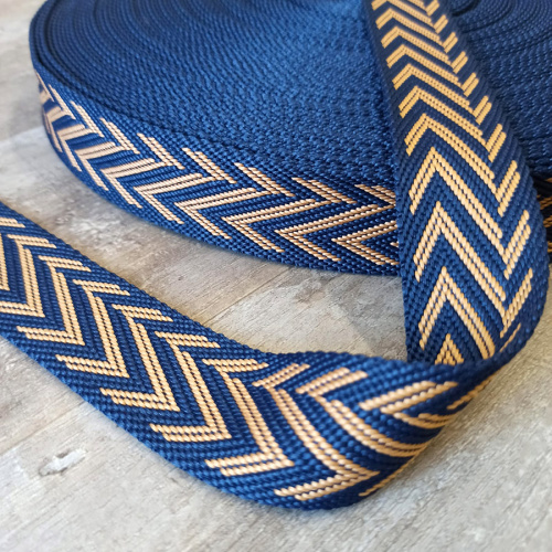 Лента ременная стропа 38 мм жаккард Зигзаг фото 5