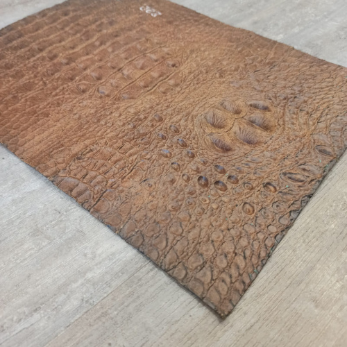 Кожа Крс в формате 35,5*25,5 см с тиснением под крокодила фото 10