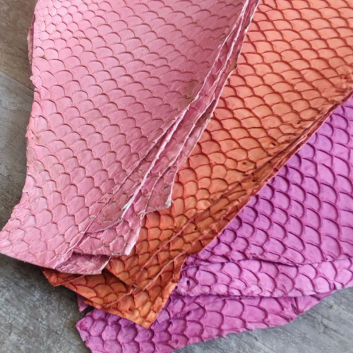 Кожа рыбы 0,7 мм Карп матовый 8*20 см фото 9 Кожа рыбы 0,7 мм Карп матовый 8*20 см фото 9