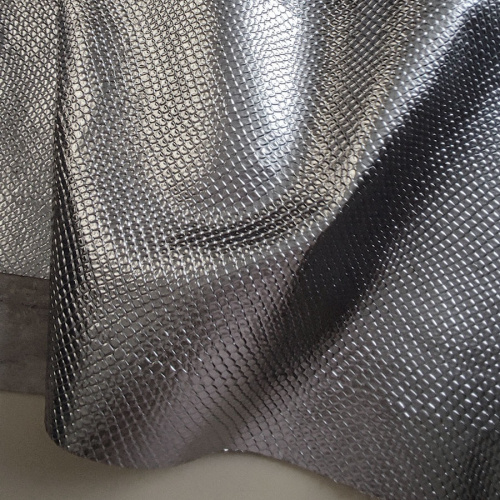 Кожа КРС 1,3-1,5 мм с покр. термопленкой Серебро Чешуя фото 2