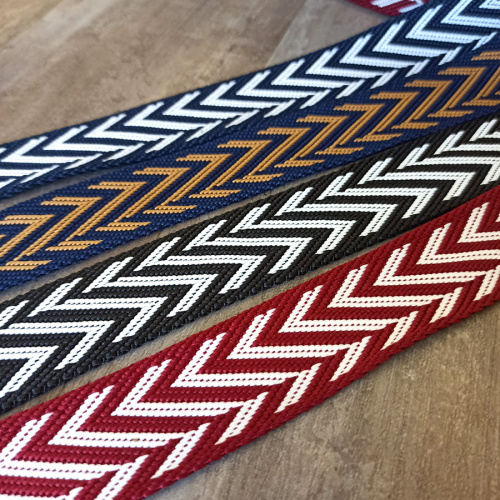 Лента ременная стропа 38 мм жаккард Зигзаг фото 3