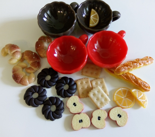 Чашки чайные для кукол коричневые Миниатюра 1:6 фото 3