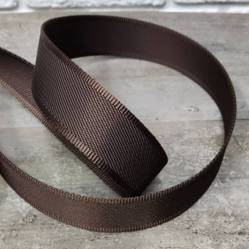 Лента ременная 25-50 мм Коричневая пэ, с окантовкой фото 6