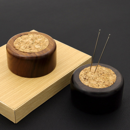 Игольница из ценных пород дерева фото 2