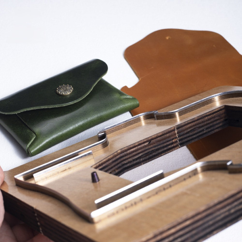 Уценка! Штанцформы (вырубные штампы) Монетница на кнопке фото 2