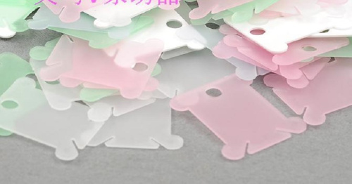 Пластиковая бобина для ниток  AC J-01 - фото товара