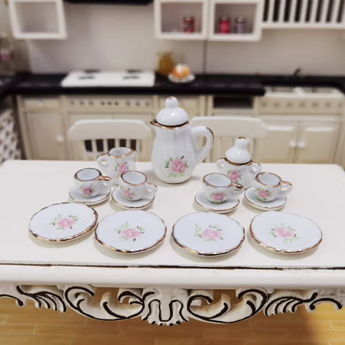 Фарфоровый чайный сервиз для кукол Миниатюра 1:12 фото 3
