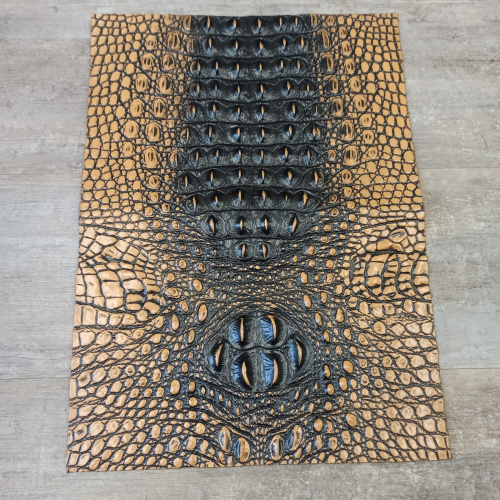 Кожа Крс в формате 35,5*25,5 см с тиснением под крокодила фото 3