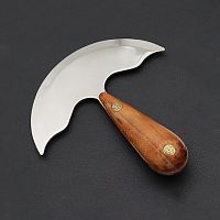 Нож шерфовочный полукруглый с инкрустацией светлая ручка  - купить для кожевенного хобби