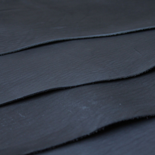 Кожа Пола краст 3,1-3,5 мм Консул Черный