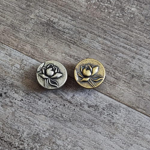 Кончо для кожаных изделий 18 мм Лотос латунь