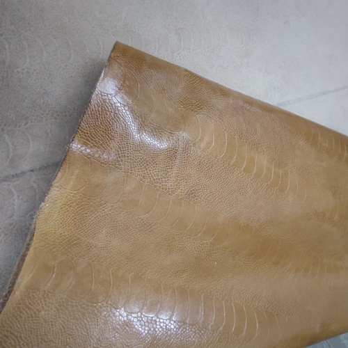 Кожа КРС 1,0 мм с тиснением Страус светлый фото 2 Кожа КРС 1,0 мм с тиснением Страус светлый фото 2